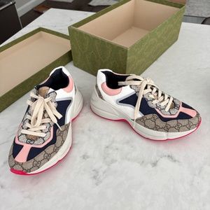Gucci sneakers